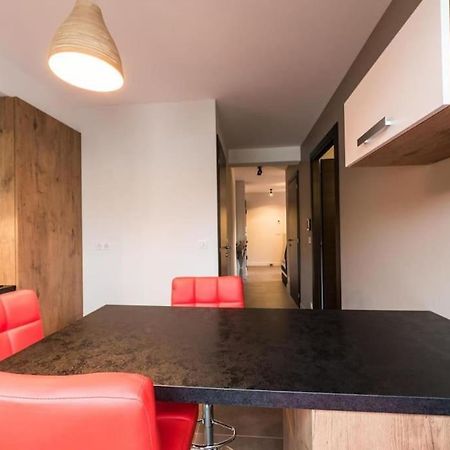 La Cle Des Champs Apartment Annecy Bagian luar foto